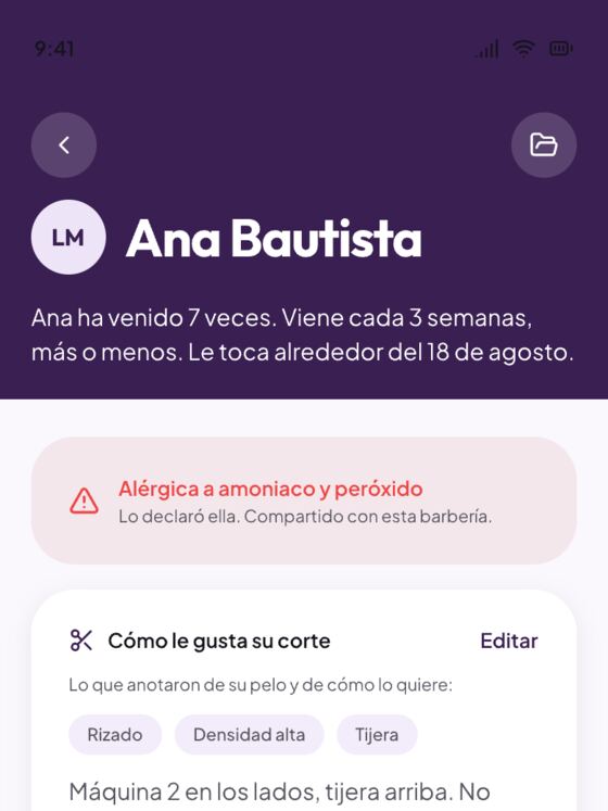 Ficha de una clienta en Stdio, con sus alergias y cómo le gusta el corte.