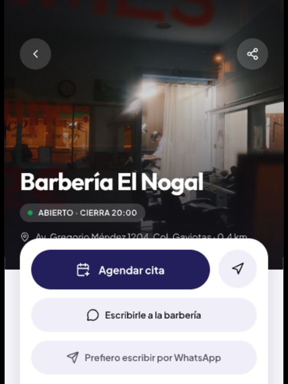 Ficha pública de una barbería en Stdio, con sus acciones.